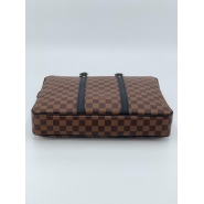 Портфель Louis Vuitton